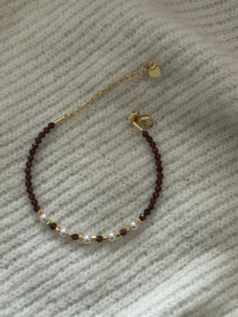 Garnet Pearl Essence Bracelet