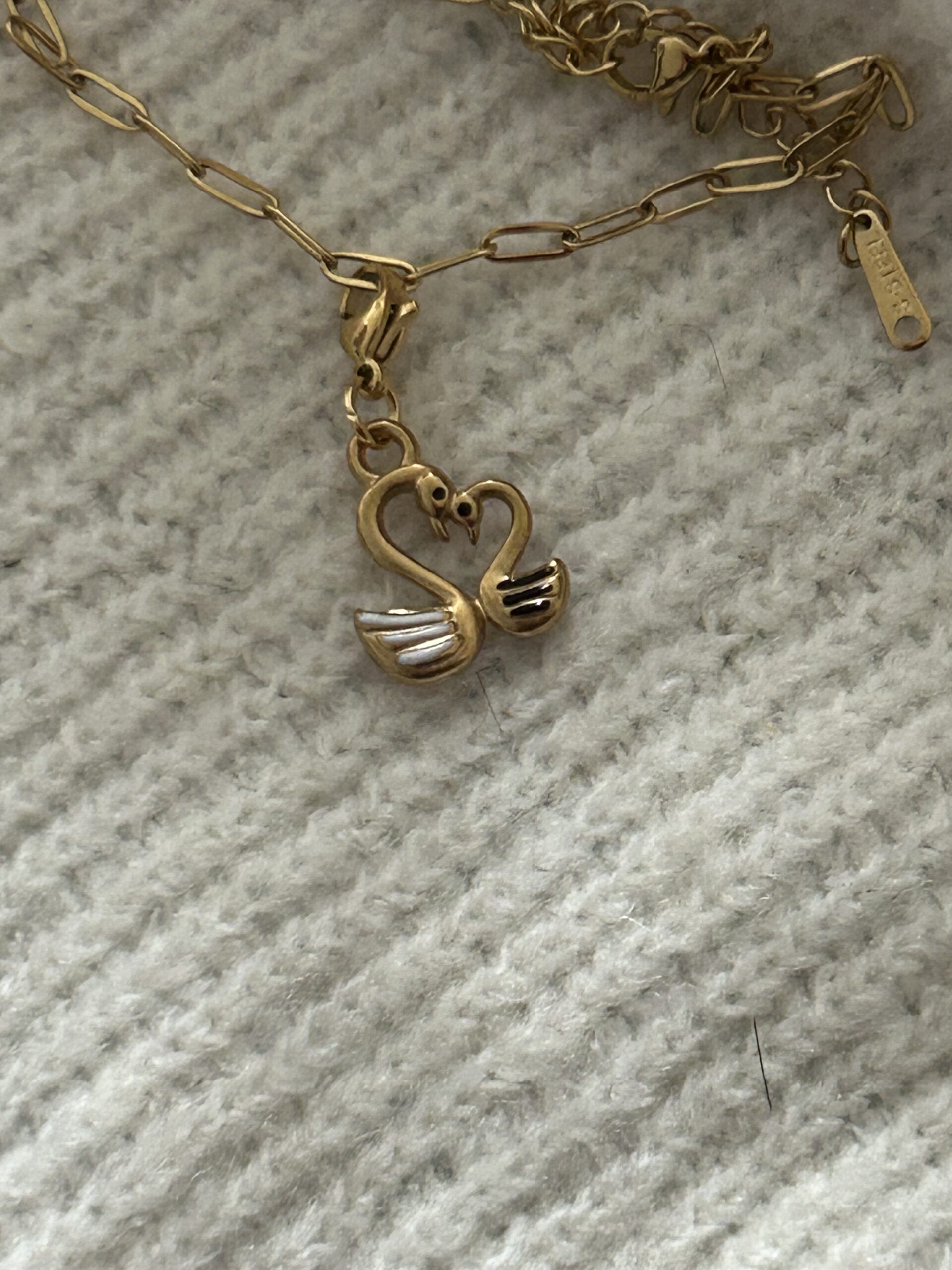 Swan Charm